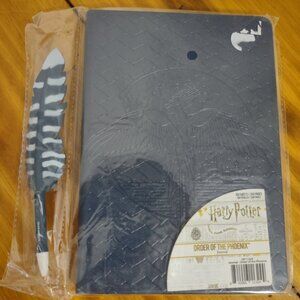 HARRY POTTER NWT Order Of The Phoenix 200 Page Journal With Feather Pen